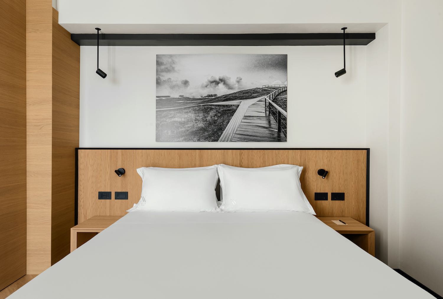 boiserie e coordinati garofoli hotel lusso a numana
